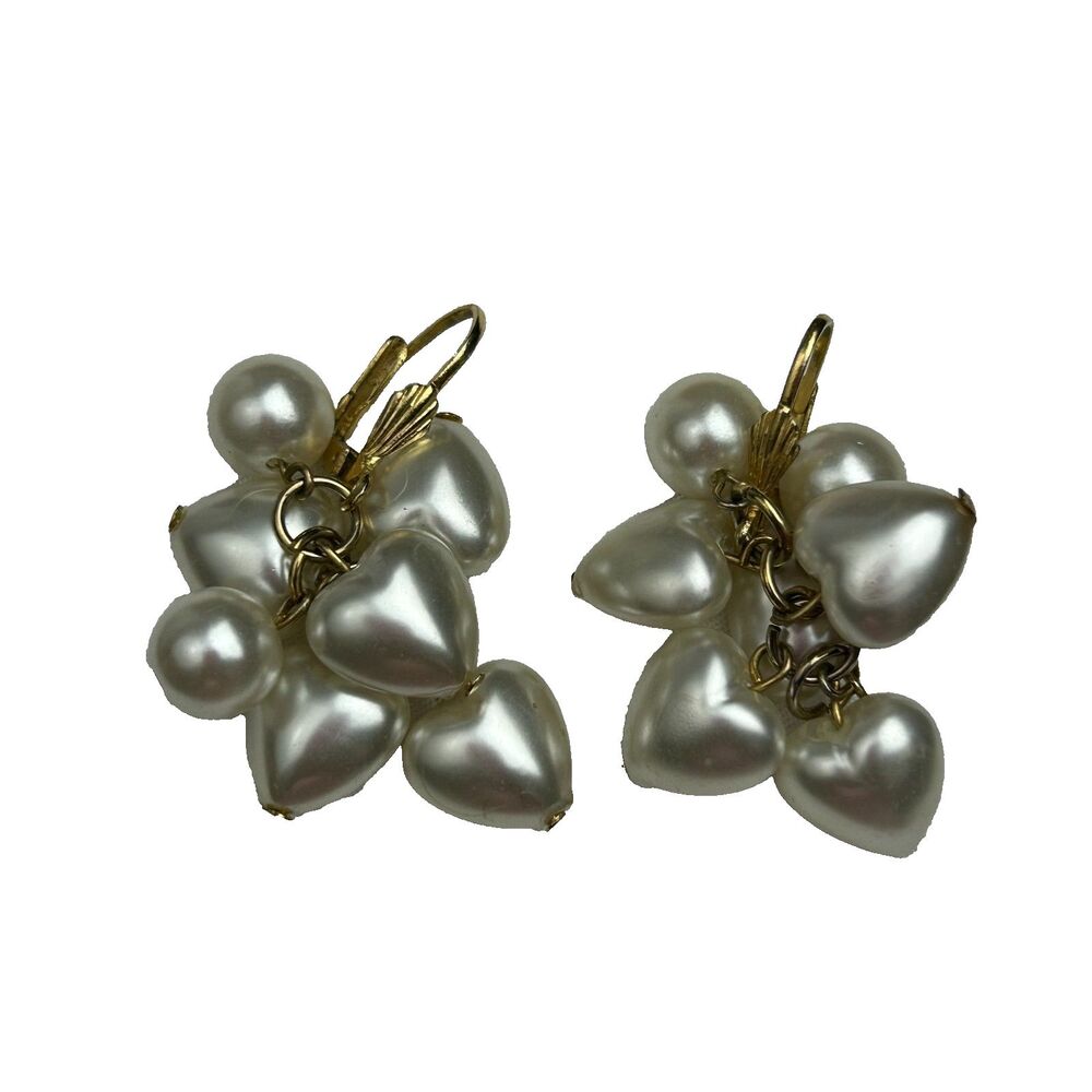 intage Faux Pearl Heart Cluster Dangle Earrings Gold Tone Leverback